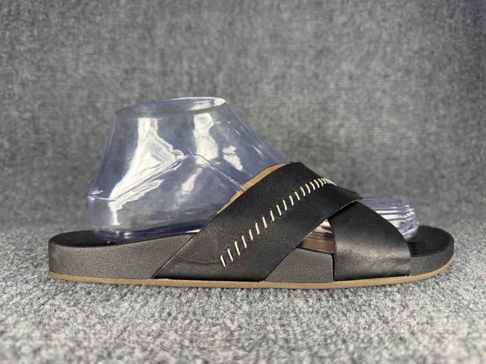 OluKai Womens Kipea Olu Black Leather Slides Sandals Size 8 Beach Casual Comfort